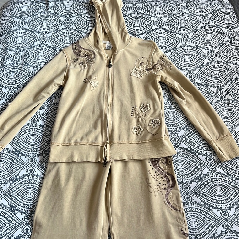 Vertigo Track Suit